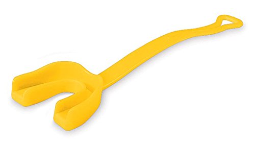 MOUTH GUARD W/STRAP YELLOW MUELLER